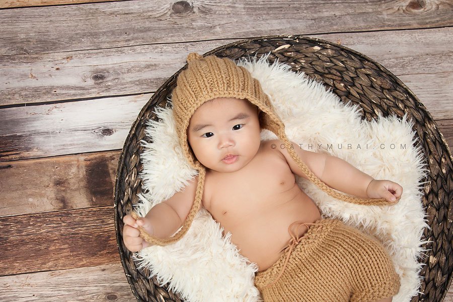 100 Days Old Baby with Mohawk Hairstyle | by Cathy Murai Photography, San Marino Baby and Family Photographer, Alhambra Baby Photographer, Los Angeles Baby Photographer, San Gabriel Vally Baby Photographer 