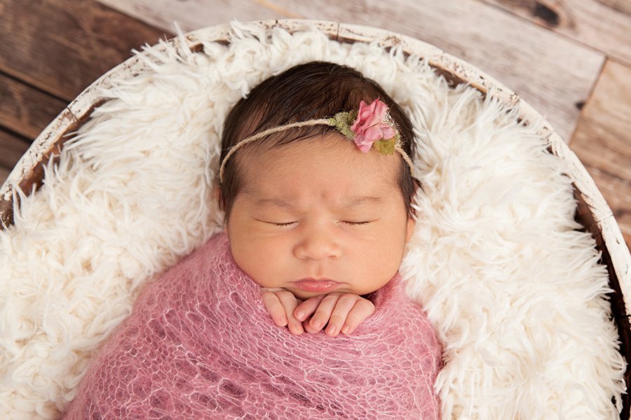 a newborn baby girl wearing rose pink headband and warp, showing her cute tiny hands, sleeping on antique wooden white basket, Newborn baby girl wearing adorable pink dress by ma joy studio prop, Sibling portraits with newborn baby, Big brother holding a Newborn baby sister, LOS ANGELES Newborn Portraits, LOS ANGELES Newborn pictures, LOS ANGELES Newborn Images, LOS ANGELES Newborn Photographer, LOS ANGELES Newborn Photography, LOS ANGELES Newborn Studio Photographer, LOS ANGELES Newborn Studio Photography, Los Angeles the best Newborn photographer, LOS ANGELES Newborn and Family Photographer, LOS ANGELES Newborn and Family Photography, Los Angeles Newborn Posing Photography, Los Angeles Newborn and Siblings Photography, Los Angeles Newborn and Siblings Photographer, Los Angeles the best Newborn Photographer, Los Angeles Japanese Newborn Photographer, LOS ANGELES Professional Newborn Photography, LOS ANGELES Professional Newborn Photographer, Los Angeles Newborn Photo Studio ALHAMBRA Newborn Portraits, ALHAMBRA Newborn pictures, ALHAMBRA Newborn Images, ALHAMBRA Newborn Photographer, ALHAMBRA Newborn Photography, ALHAMBRA Newborn Studio Photographer, ALHAMBRA Newborn Studio Photography, Alhambra the best Newborn photographer, ALHAMBRA Newborn and Family Photographer, ALHAMBRA Newborn and Family Photography, Alhambra Newborn Posing Photography, Alhambra Newborn and Siblings Photography, Alhambra Newborn and Siblings Photographer, Alhambra the best Newborn Photographer, Alhambra Japanese Newborn Photographer, SAN MARINO Newborn Portraits, SAN MARINO Newborn pictures, SAN MARINO Newborn Images, SAN MARINO Newborn Photographer, SAN MARINO Newborn Photography, SAN MARINO Newborn Studio Photographer, SAN MARINO Newborn Studio Photography, SAN MARINO the best Newborn photographer, SAN MARINO Newborn and Family Photographer, SAN MARINO Newborn and Family Photography, SAN MARINO Newborn Posing Photography, SAN MARINO Newborn and Siblings Photography, SAN MARINO Newborn and Siblings Photographer, SAN MARINO the best Newborn Photographer, SAN MARINO Japanese Newborn Photographer, PASADENA Newborn Portraits, PASADENA Newborn pictures, PASADENA Newborn Images, PASADENA Newborn Photographer, PASADENA Newborn Photography, PASADENA Newborn Studio Photographer, PASADENA Newborn Studio Photography, PASADENA the best Newborn photographer, PASADENA Newborn and Family Photographer, PASADENA Newborn and Family Photography, PASADENA Newborn Posing Photography, PASADENA Newborn and Siblings Photography, PASADENA Newborn and Siblings Photographer, PASADENA the best Newborn Photographer, PASADENA Japanese Newborn Photographer, SOUTH PASADENA Newborn Portraits, SOUTH PASADENA Newborn pictures, SOUTH PASADENA Newborn Images, SOUTH PASADENA Newborn Photographer, SOUTH PASADENA Newborn Photography, SOUTH PASADENA Newborn Studio Photographer, SOUTH PASADENA Newborn Studio Photography, SOUTH PASADENA the best Newborn photographer, SOUTH PASADENA Newborn and Family Photographer, SOUTH PASADENA Newborn and Family Photography, SOUTH PASADENA Newborn Posing Photography, SOUTH PASADENA Newborn and Siblings Photography, SOUTH PASADENA Newborn and Siblings Photographer, SOUTH PASADENA the best Newborn Photographer, SOUTH PASADENA Japanese Newborn Photographer, SAN GABRIEL VALLEY Newborn Portraits, SAN GABRIEL VALLEY Newborn pictures, SAN GABRIEL VALLEY Newborn Images, SAN GABRIEL VALLEY Newborn Photographer, SAN GABRIEL VALLEY Newborn Photography, SAN GABRIEL VALLEY Newborn Studio Photographer, SAN GABRIEL VALLEY Newborn Studio Photography, SAN GABRIEL VALLEY the best Newborn photographer, SAN GABRIEL VALLEY Newborn and Family Photographer, SAN GABRIEL VALLEY Newborn and Family Photography, SAN GABRIEL VALLEY Newborn Posing Photography, SAN GABRIEL VALLEY Newborn and Siblings Photography, SAN GABRIEL VALLEY Newborn and Siblings Photographer, SAN GABRIEL VALLEY the best Newborn Photographer, SAN GABRIEL VALLEY Japanese Newborn Photographer, LA CANANA Newborn Portraits, LA CANANA Newborn pictures, LA CANANA Newborn Images, LA CANANA Newborn Photographer, LA CANANA Newborn Photography, LA CANANA Newborn Studio Photographer, LA CANANA Newborn Studio Photography, LA CANANA the best Newborn photographer, LA CANANA Newborn and Family Photographer, LA CANANA Newborn and Family Photography, LA CANANA Newborn Posing Photography, LA CANANA Newborn and Siblings Photography, LA CANANA Newborn and Siblings Photographer, LA CANANA the best Newborn Photographer, LA CANANA Japanese Newborn Photographer, MONROVIA Newborn Portraits, MONROVIA Newborn pictures, MONROVIA Newborn Images, MONROVIA Newborn Photographer, MONROVIA Newborn Photography, MONROVIA Newborn Studio Photographer, MONROVIA Newborn Studio Photography, MONROVIA the best Newborn photographer, MONROVIA Newborn and Family Photographer, MONROVIA Newborn and Family Photography, MONROVIA Newborn Posing Photography, MONROVIA Newborn and Siblings Photography, MONROVIA Newborn and Siblings Photographer, MONROVIA the best Newborn Photographer, MONROVIA Japanese Newborn Photographer, q LAS TUNAS Newborn Portraits, LAS TUNAS Newborn pictures, LAS TUNAS Newborn Images, LAS TUNAS Newborn Photographer, LAS TUNAS Newborn Photography, LAS TUNAS Newborn Studio Photographer, LAS TUNAS Newborn Studio Photography, LAS TUNAS the best Newborn photographer, LAS TUNAS Newborn and Family Photographer, LAS TUNAS Newborn and Family Photography, LAS TUNAS Newborn Posing Photography, LAS TUNAS Newborn and Siblings Photography, LAS TUNAS Newborn and Siblings Photographer, LAS TUNAS the best Newborn Photographer, LAS TUNAS Japanese Newborn Photographer, ROSEMEAD Newborn Portraits, ROSEMEAD Newborn pictures, ROSEMEAD Newborn Images, ROSEMEAD Newborn Photographer, ROSEMEAD Newborn Photography, ROSEMEAD Newborn Studio Photographer, ROSEMEAD Newborn Studio Photography, ROSEMEAD the best Newborn photographer, ROSEMEAD Newborn and Family Photographer, ROSEMEAD Newborn and Family Photography, ROSEMEAD Newborn Posing Photography, ROSEMEAD Newborn and Siblings Photography, ROSEMEAD Newborn and Siblings Photographer, ROSEMEAD the best Newborn Photographer, ROSEMEAD Japanese Newborn Photographer, 